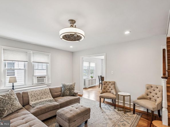 92 W Plumstead Avenue, Lansdowne PA 19050