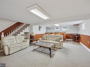 1581 Heather Road, Huntingdon Valley PA 19006