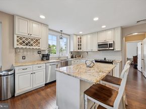 1581 Heather Road, Huntingdon Valley PA 19006