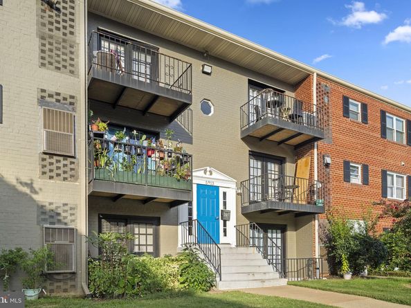 5913 Mayflower Court 101, Alexandria VA 22312