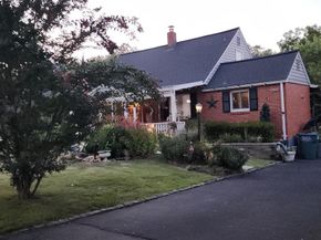 7202 Parkview Avenue, Falls Church VA 22042