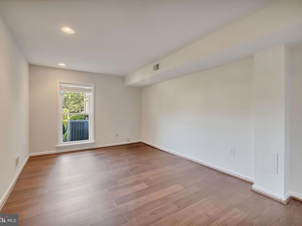 3680 Persimmon Circle, Fairfax VA 22031