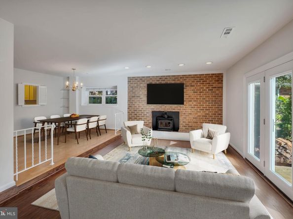 3680 Persimmon Circle, Fairfax VA 22031