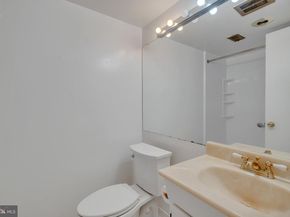 3680 Persimmon Circle, Fairfax VA 22031