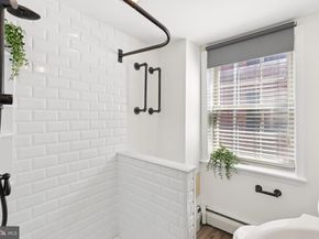 525 Fitzwater Street 4, Philadelphia PA 19147