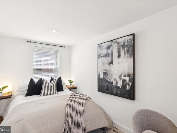 525 Fitzwater Street 4, Philadelphia PA 19147