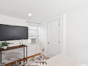 525 Fitzwater Street 4, Philadelphia PA 19147