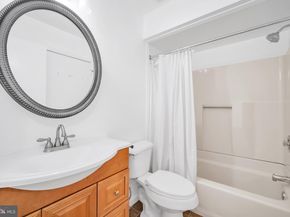 9376 Neil Road A, Philadelphia PA 19115