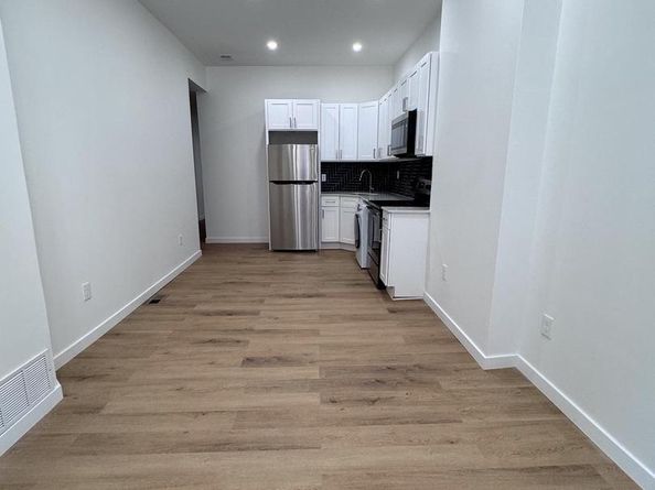 2440 Clifford Street, Philadelphia PA 19121