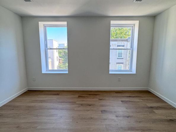 2440 Clifford Street, Philadelphia PA 19121