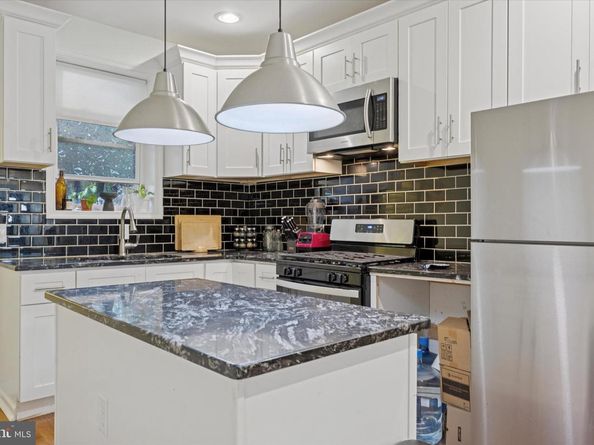 5628 Carpenter Street, Philadelphia PA 19143