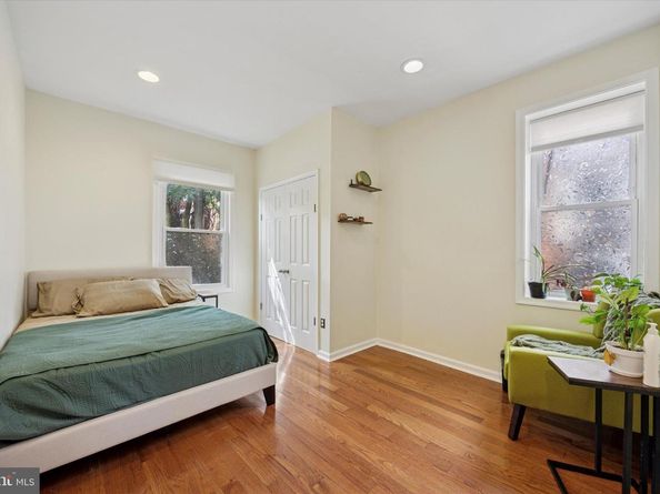 5628 Carpenter Street, Philadelphia PA 19143