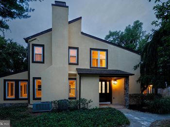 610 Argyle Circle