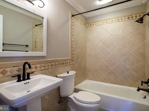610 Argyle Circle, Wynnewood PA 19096