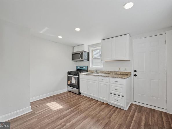 182 E Sharpnack Street, Philadelphia PA 19119