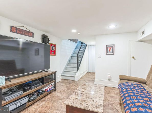 3018 W Harper Street, Philadelphia PA 19130