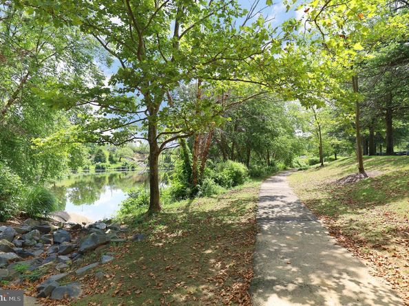 9480 Virginia Center Boulevard 211, Vienna VA 22181