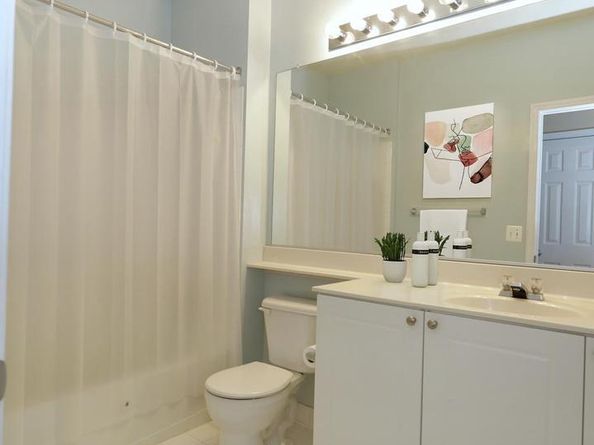 9480 Virginia Center Boulevard 211, Vienna VA 22181