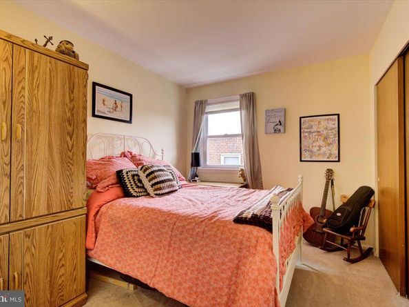 728 Livezey Lane, Philadelphia PA 19128