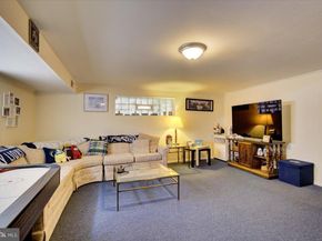 728 Livezey Lane, Philadelphia PA 19128