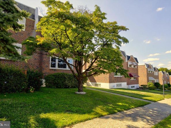 728 Livezey Lane, Philadelphia PA 19128