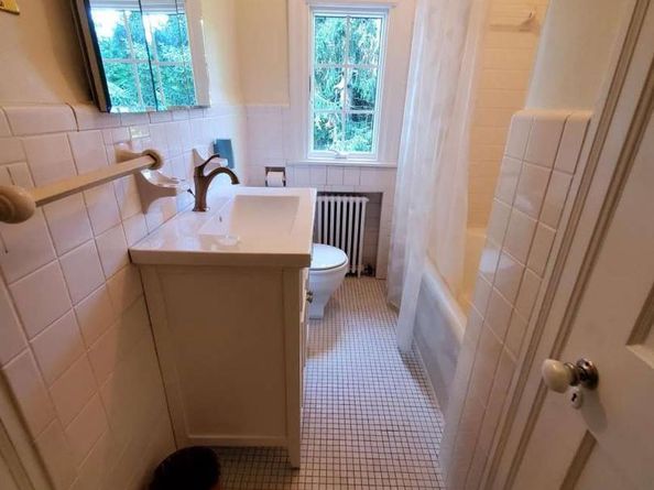 273 Strafford Avenue, Wayne PA 19087