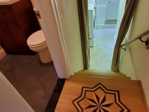 273 Strafford Avenue, Wayne PA 19087