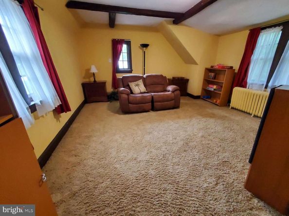 273 Strafford Avenue, Wayne PA 19087