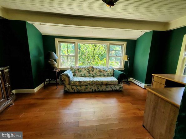 273 Strafford Avenue, Wayne PA 19087