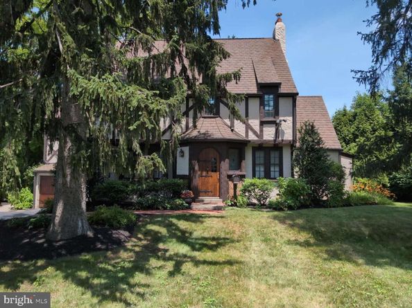 273 Strafford Avenue, Wayne PA 19087