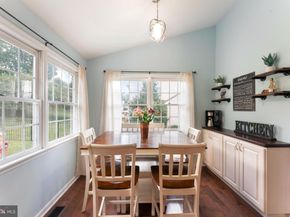 751 Duxbury Drive, Langhorne PA 19047