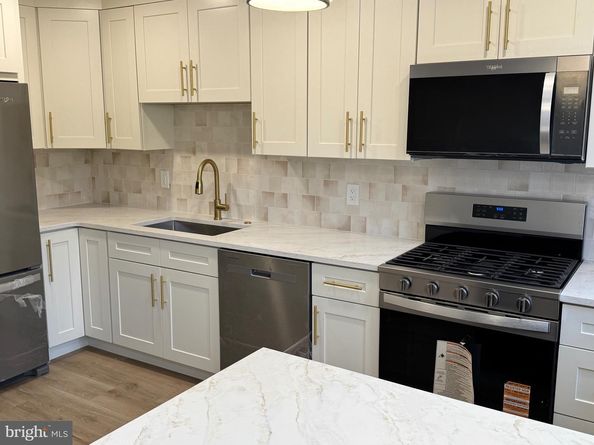 7246 Calvert Street, Philadelphia PA 19149