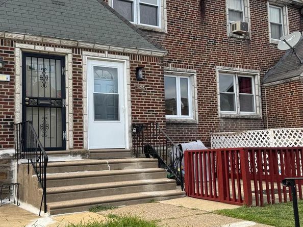 7246 Calvert Street, Philadelphia PA 19149