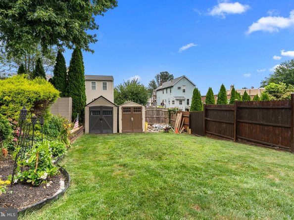 35 N Sylvania Avenue, Jenkintown PA 19046