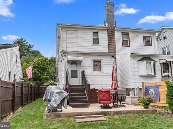 35 N Sylvania Avenue, Jenkintown PA 19046