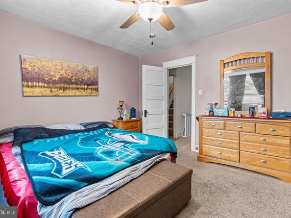 35 N Sylvania Avenue, Jenkintown PA 19046