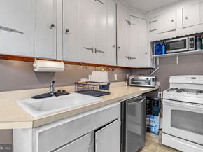 35 N Sylvania Avenue, Jenkintown PA 19046