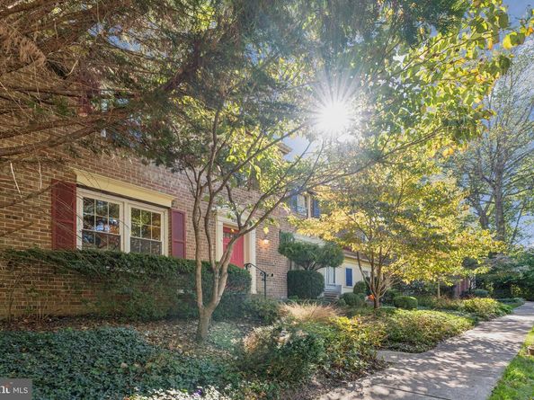 7801 Byrds Nest Pass, Annandale VA 22003