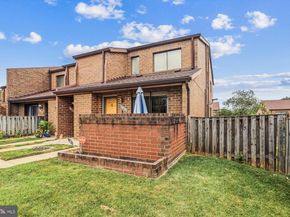 3162 Apple Road NE 18, Washington DC 20018