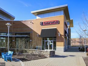 3162 Apple Road NE 18, Washington DC 20018
