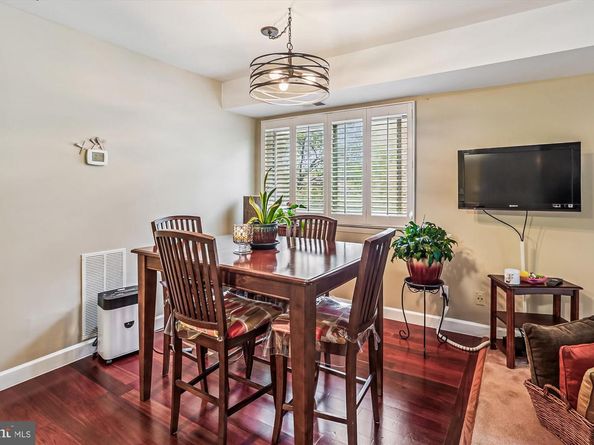 3162 Apple Road NE 18, Washington DC 20018