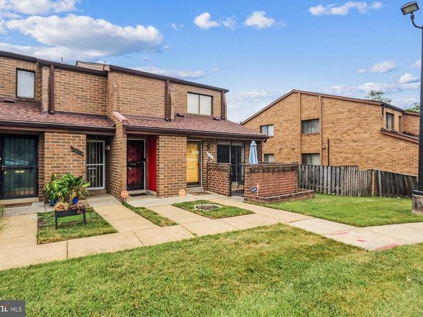 3162 Apple Road NE 18, Washington DC 20018