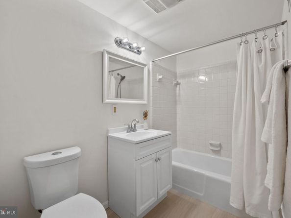 6805 Baron Road, Mclean VA 22101