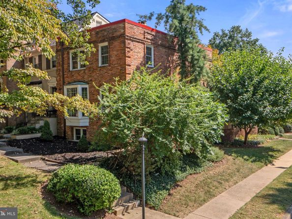6805 Baron Road, Mclean VA 22101