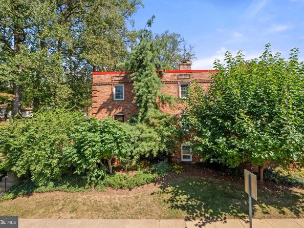 6805 Baron Road, Mclean VA 22101