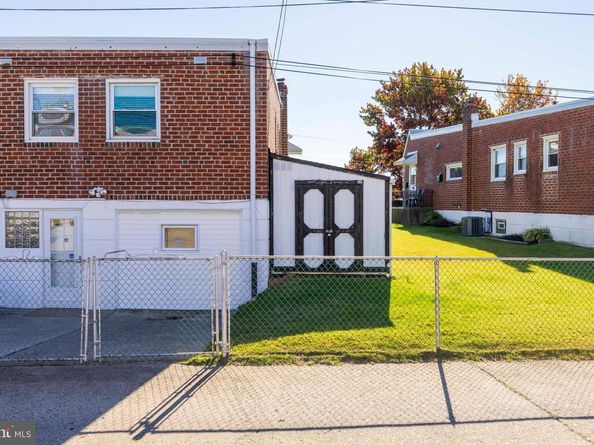 8824 Fairfield Street, Philadelphia PA 19152