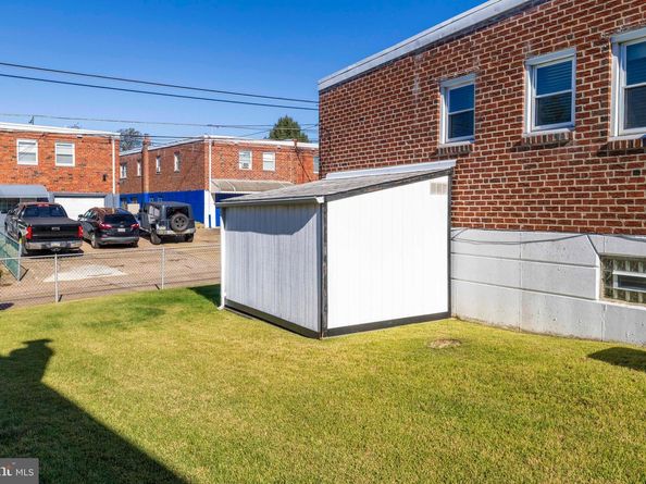 8824 Fairfield Street, Philadelphia PA 19152