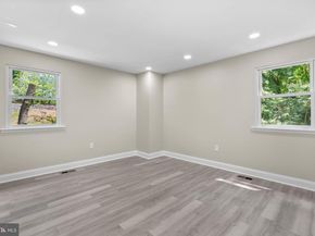246 E Springfield Avenue, Philadelphia PA 19118