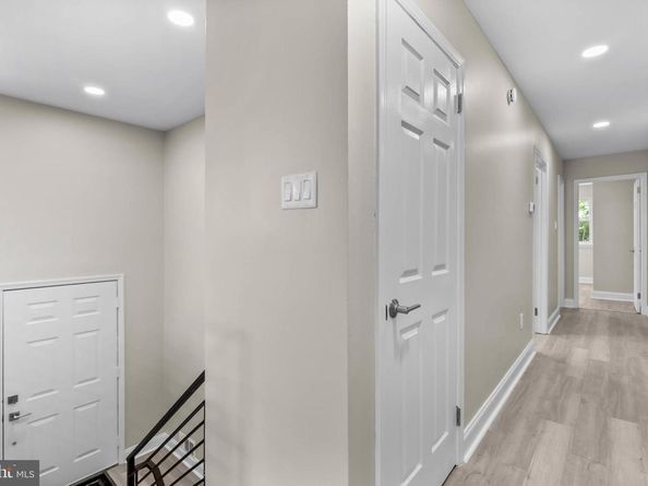 246 E Springfield Avenue, Philadelphia PA 19118