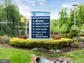 8316 Tobin Road 831611, Annandale VA 22003